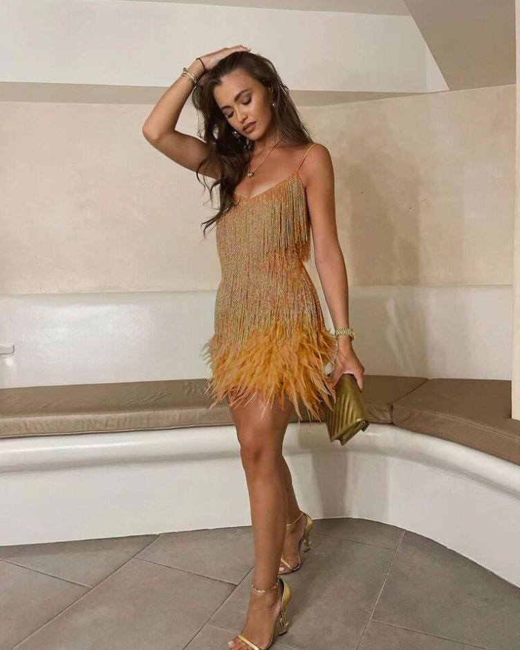 Charlotte - Robe midi stylée avec décolleté en V et ceinture
