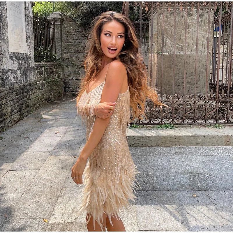 Charlotte - Robe midi stylée avec décolleté en V et ceinture