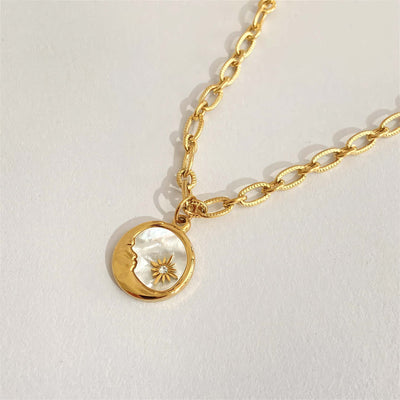 Collier Soleil & Lune en nacre – Harmonie et énergie